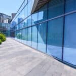 Prix d'un mur rideau en verre