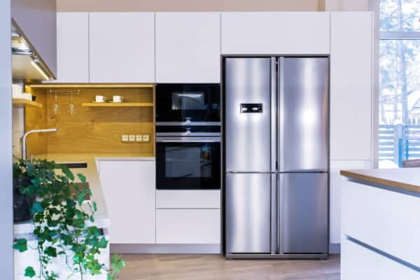 Conseils pour fixer la façade de meuble de cuisine