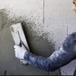Comment faire un enduit de façade et un gobetis ?