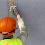 Comment faire un enduit de façade en application manuelle ?